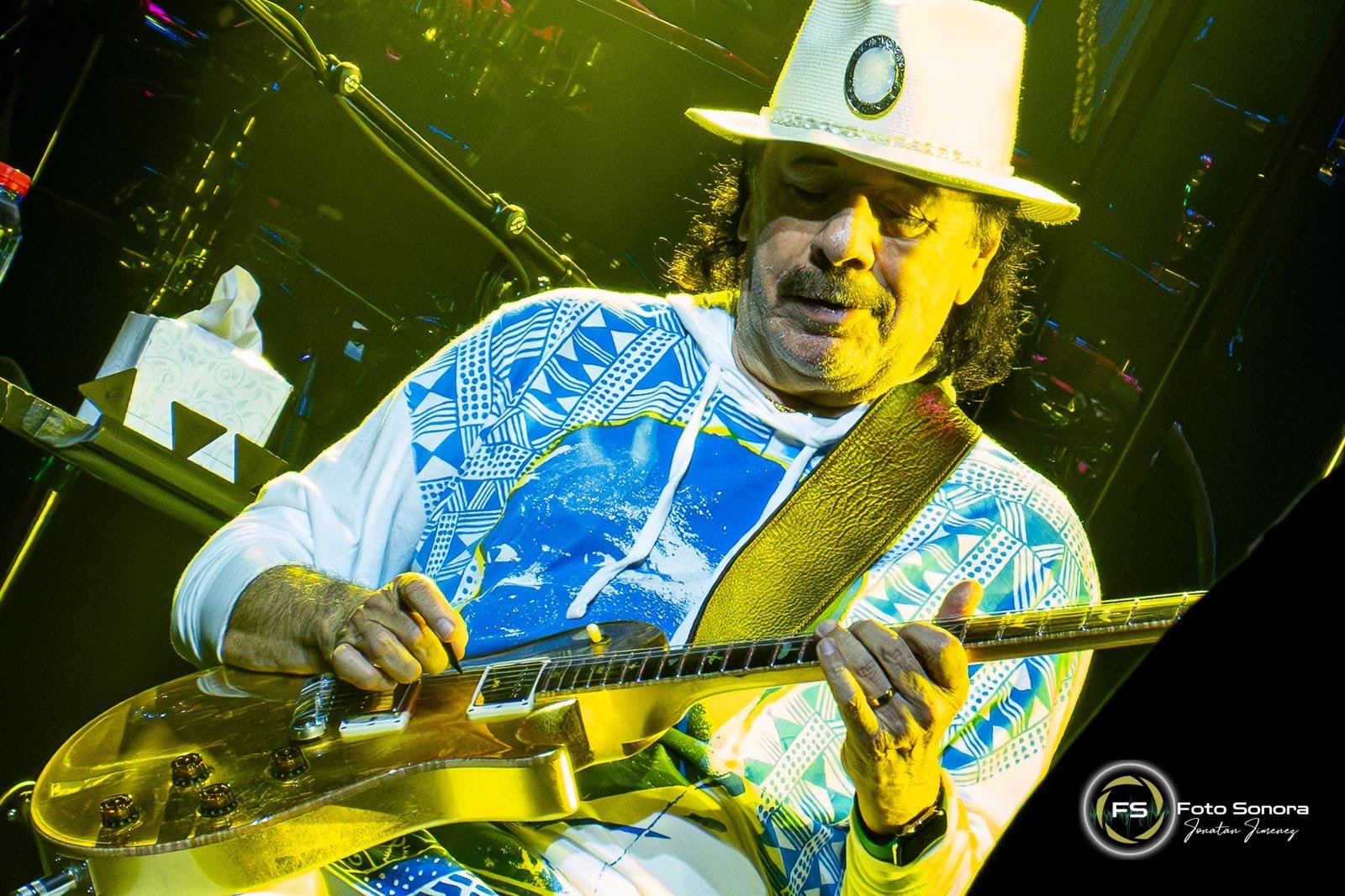 Santana hechiza Barcelona: una noche de magia y leyenda en el Palau Sant Jordi