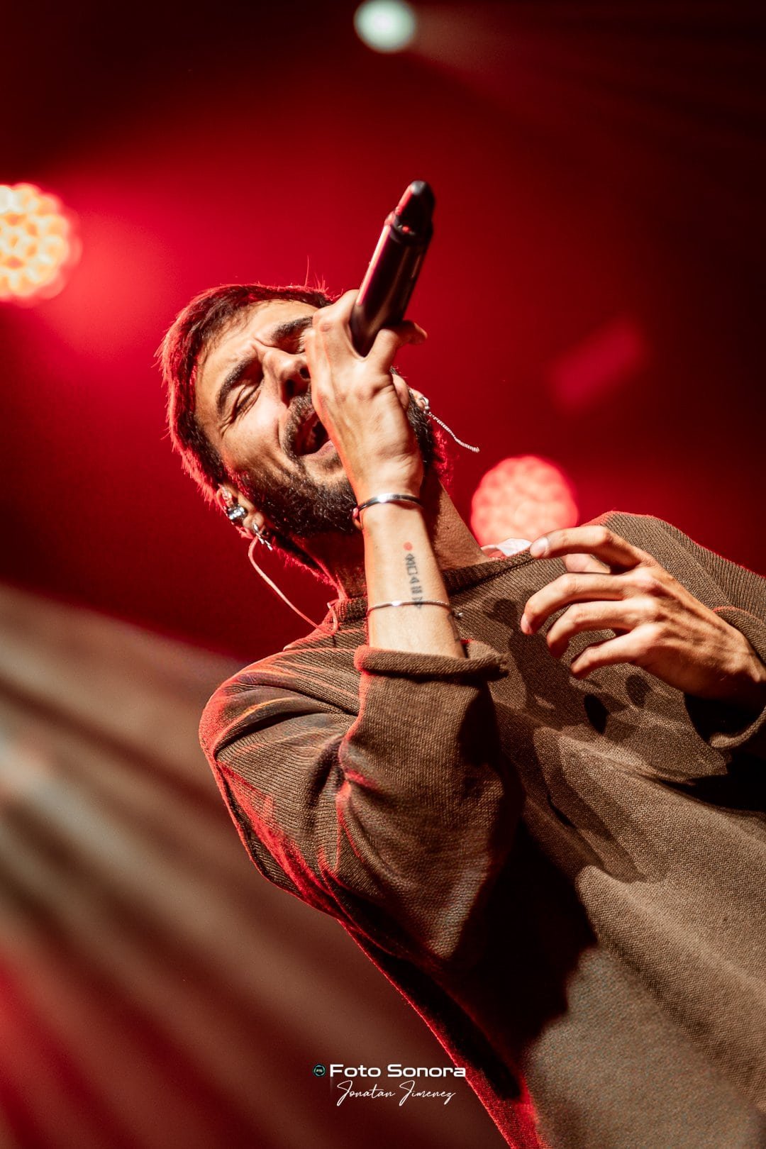 Crónica del concierto de, Raule transforma Paral·lel 62 en fiesta flamenca: «DOPAMINA en estado puro»